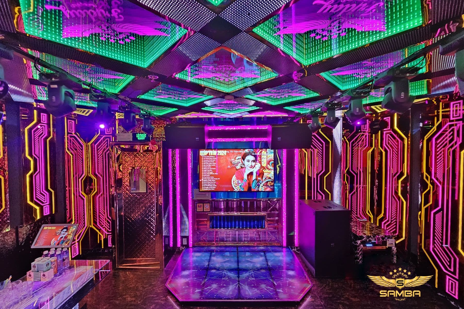 Karaoke Samba 룸 내부 인테리어