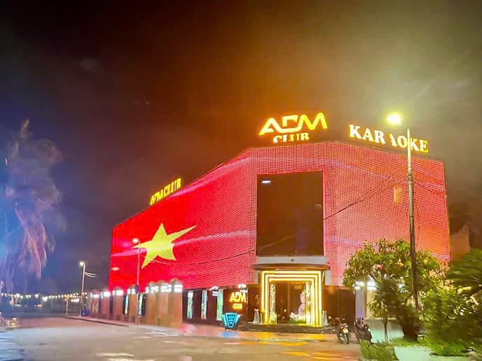 ADM 클럽 다낭 조명 연출 모습