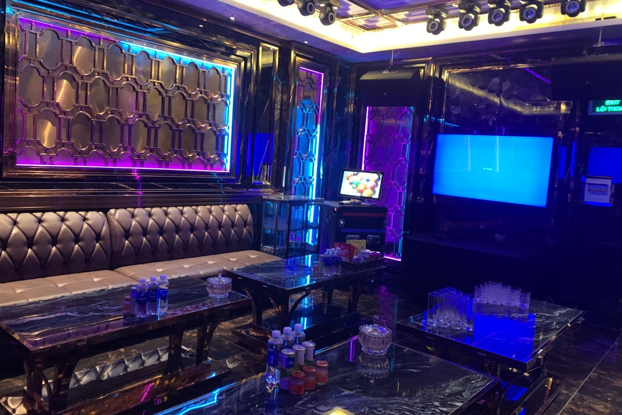 가라오케 KTV 레스토랑 룸 인테리어 2
